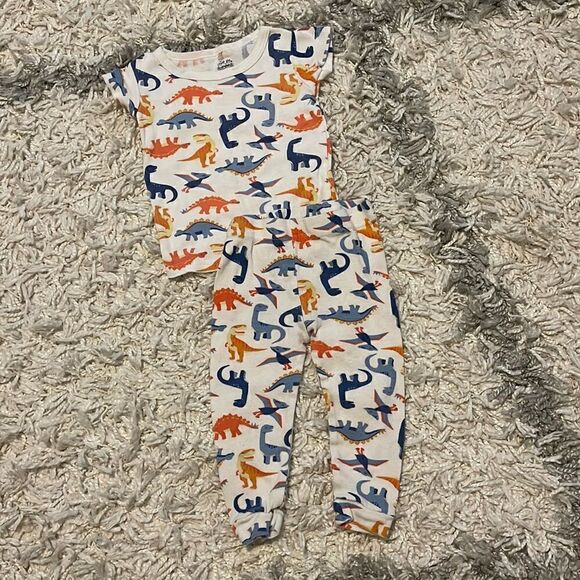 Cutie Pie Dreamers Dinosaur short sleeve Pajama set 12 months - Picture 1 of 3